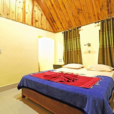 Tuk Tuk Timbul Bungalows Ngoại thất bức ảnh