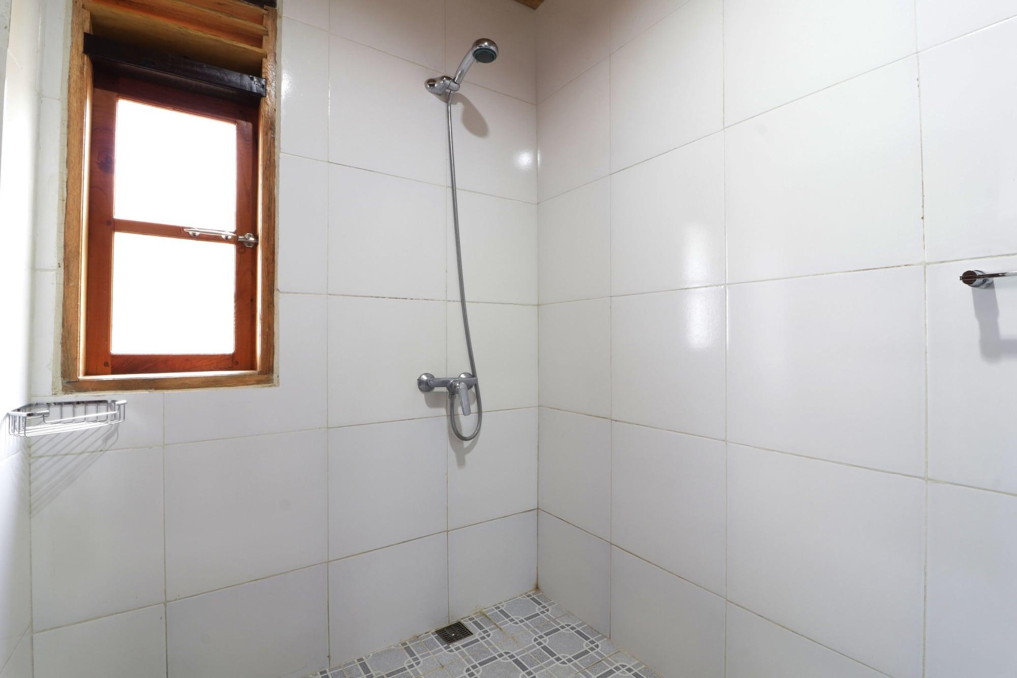Tuk Tuk Timbul Bungalows Ngoại thất bức ảnh