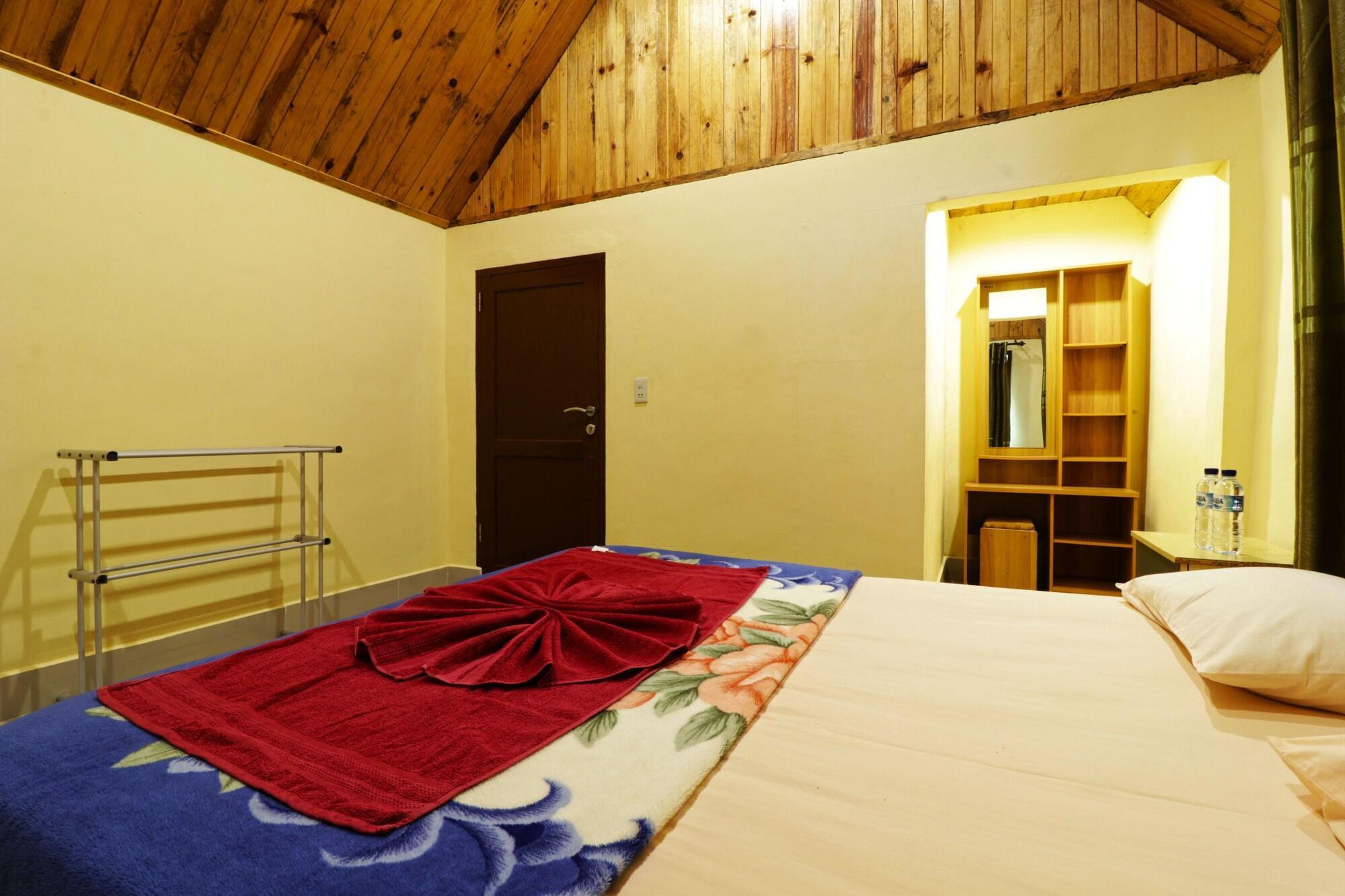 Tuk Tuk Timbul Bungalows Ngoại thất bức ảnh