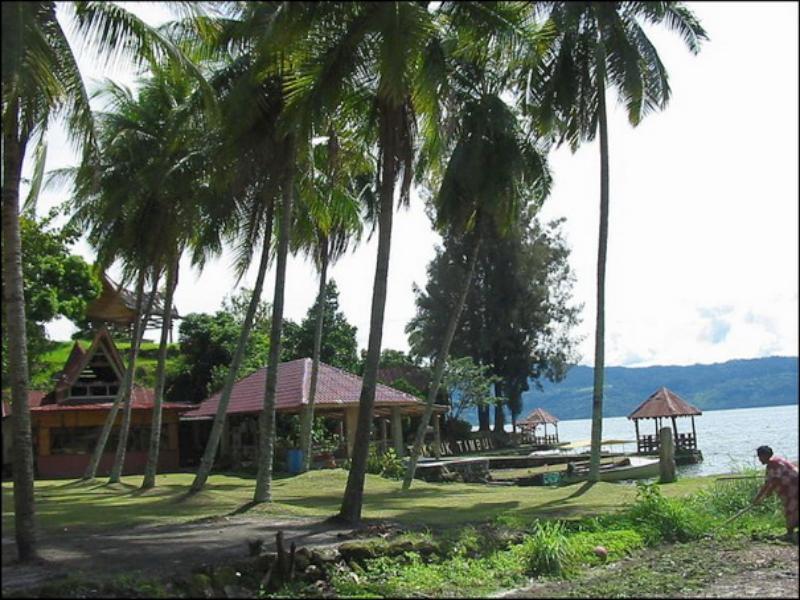 Tuk Tuk Timbul Bungalows Ngoại thất bức ảnh